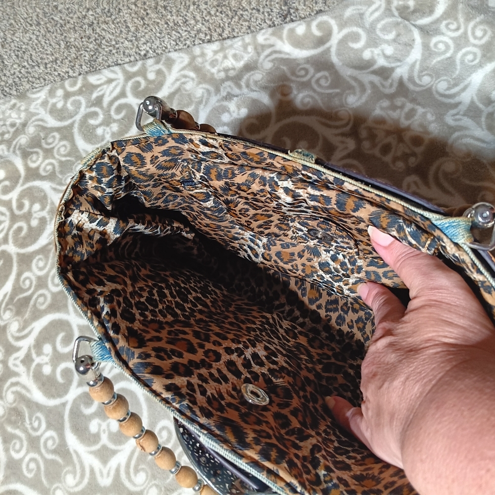 Western belted denim handbag - Picture 5 of 10